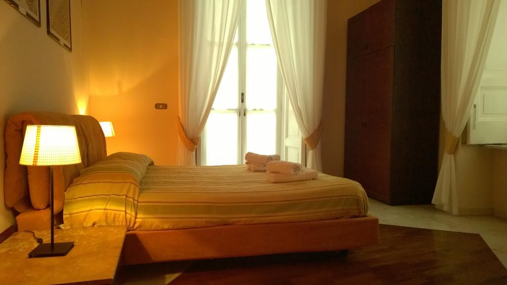 Palazzo Magnocavallo B&B Nápoly Szoba fotó