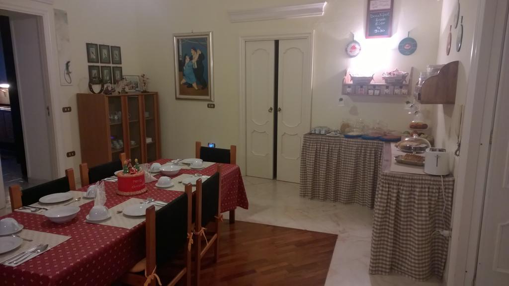 Palazzo Magnocavallo B&B Nápoly Kültér fotó