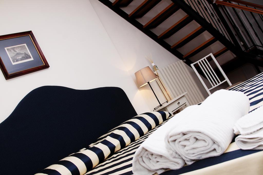 Palazzo Magnocavallo B&B Nápoly Szoba fotó