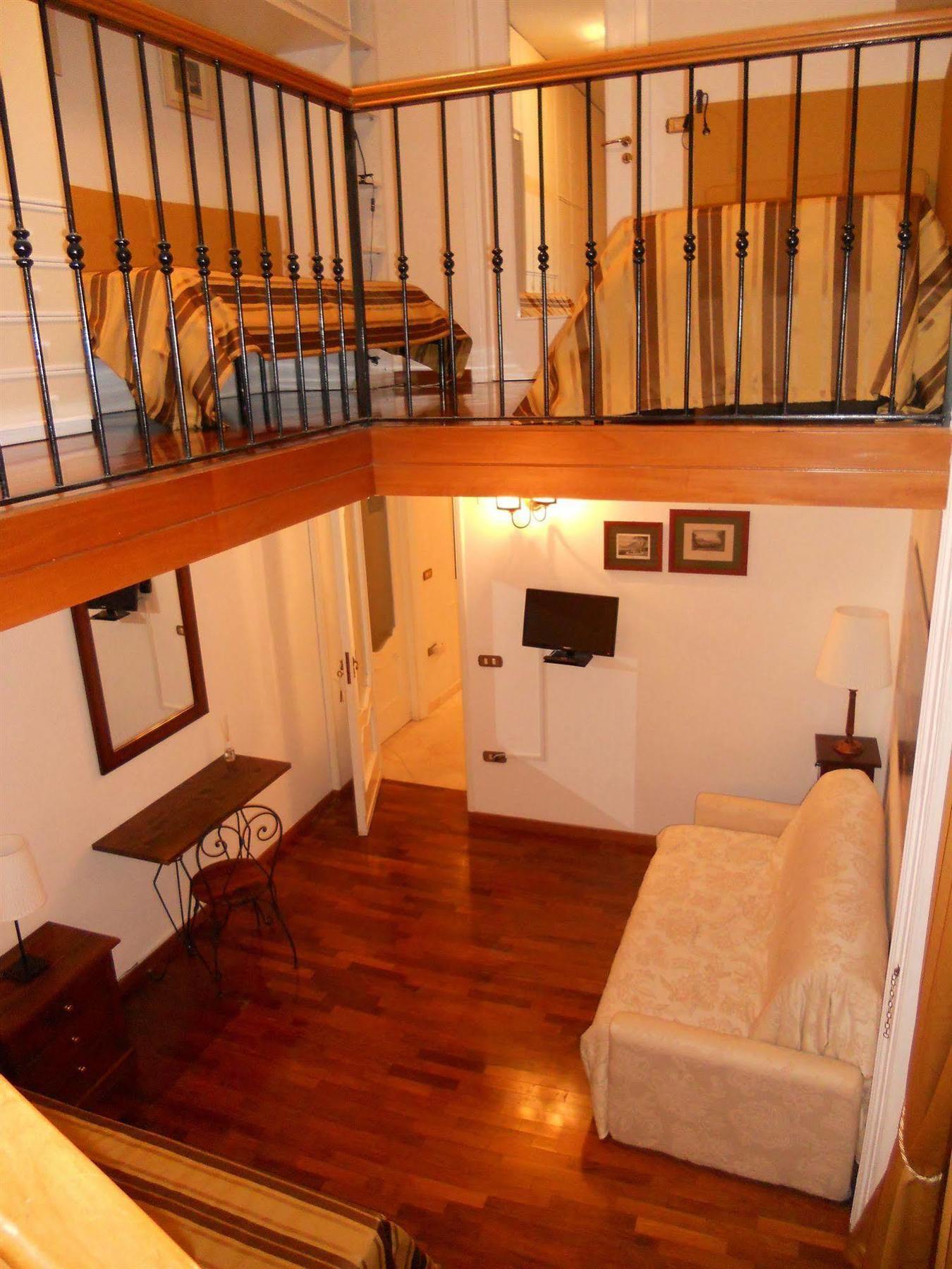 Palazzo Magnocavallo B&B Nápoly Kültér fotó