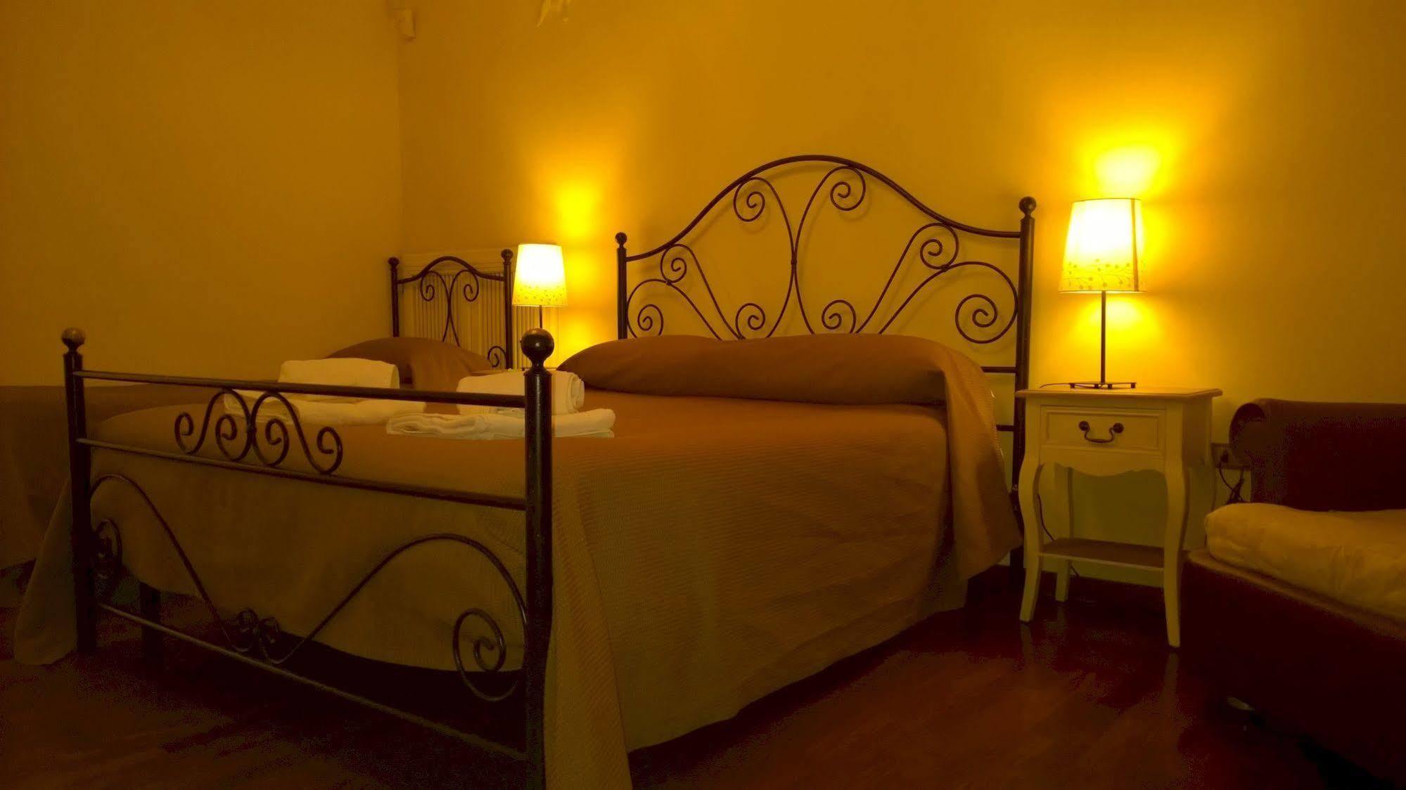 Palazzo Magnocavallo B&B Nápoly Kültér fotó
